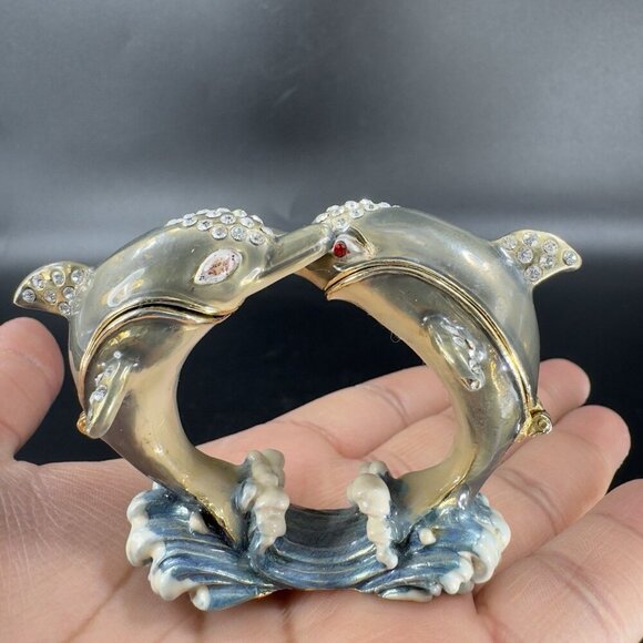 Vintage Enamel Hinged Lid Trinket Box Loving Dolphins Marked CR Metal Trinket - Picture 8 of 13